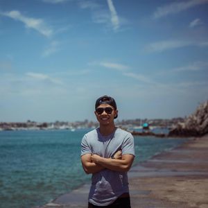 Meet your Posher, Adam